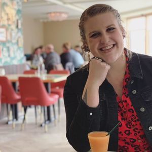 Meet your Posher, Alyssa